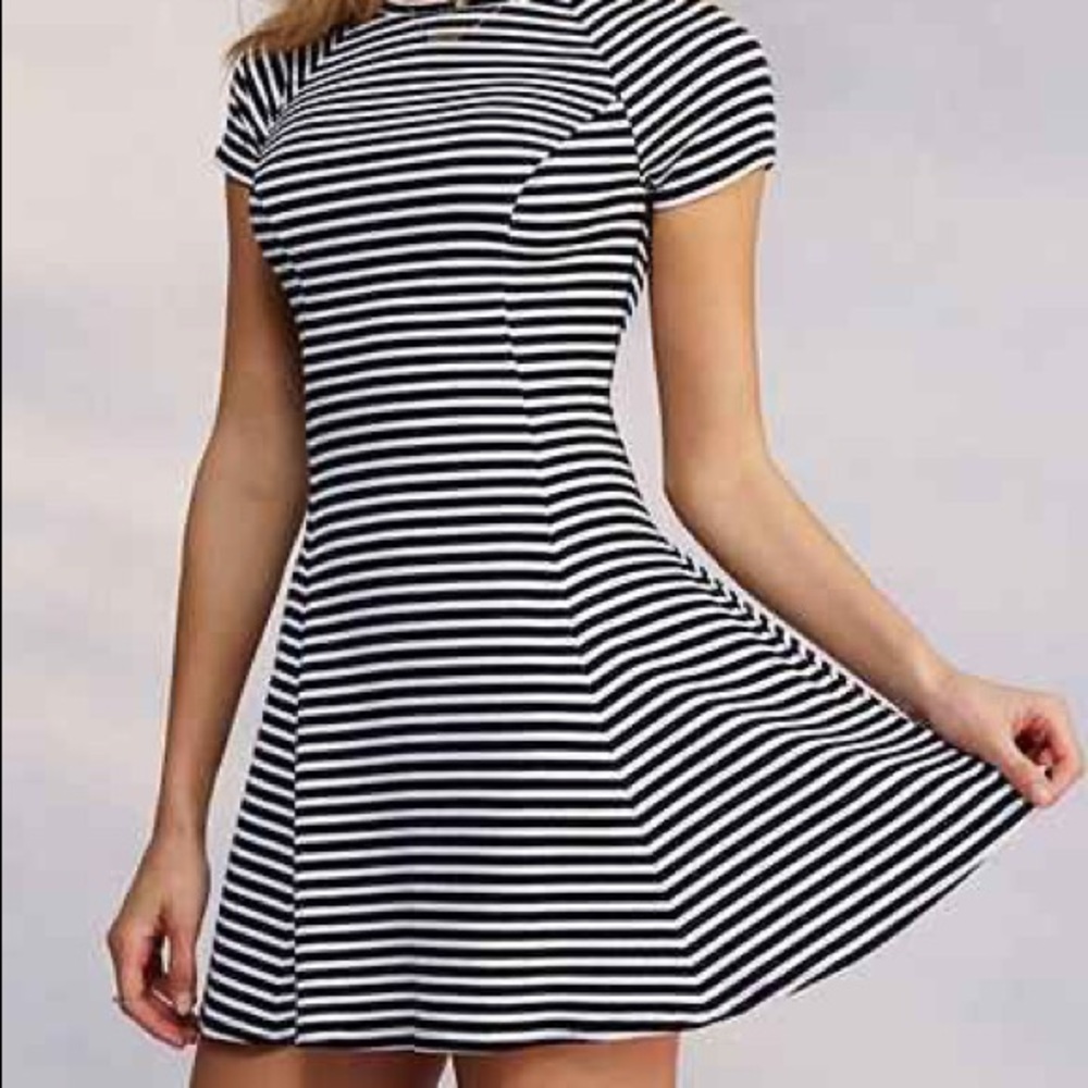 UO BDG Jackie Flare Tee Dress